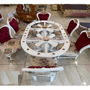 Ensemble de table à manger élégant et dernier cri pour les maisons modernes Meubles de salle à manger avec places sculptées en or Ensemble de chaises et table à manger en bois de teck - Product Image 1