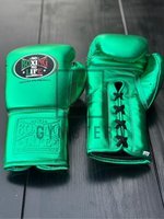 Gants de boxe GYMSTERO en cuir de vachette véritable de haute qualité, à doigts entiers, avec sangle de poignet réglable et lacets, personnalisables