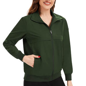 Chaqueta de mujer con logotipo personalizado de alta calidad y precio bajo, chaqueta de fregado transpirable ligera para mujer - Product Image 1