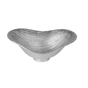 Cuenco para servir comida de diseñador de Color plateado Cuenco de pedestal de latón antiguo listo para bodas y regalos para el hogar Hoteles Restaurantes Cuencos de uso - Product Image 5