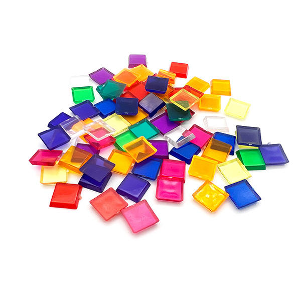 มีสีสัน