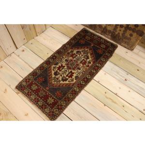 Vintage Rug, 1.7x3.5 ft Small Rug, Red <b>Brown</b> <b>Wool</b> Rug - Product Image 1