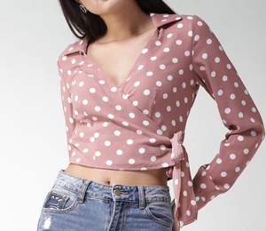 Blusa Corta de Gasa con Estampado de Puntos para Mujer, Manga Larga, Transparente, con Cuello Vuelto, Ajustada, para Fiesta de Verano - Product Image 2
