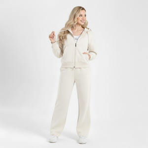 ชุดเสื้อฮู้ดดี้และกางเกงขายาวทรงปกติสำหรับผู้หญิง ผลิตจากผ้าถักโพลีเอสเตอร์/คอตตอน ระบายอากาศได้ดี เป็นมิตรกับสิ่งแวดล้อม เหมาะสำหรับฤดูใบไม้ร่วงและฤดูหนาว สวมใส่สบายๆ - Product Image 5