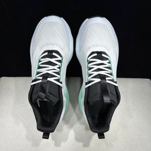 Cloudnova X, Zapatillas Deportivas de Malla para Hombre y Mujer, Diseño Universal de Caña Baja, Antideslizantes, Cómodas y Ligeras - Product Image 4