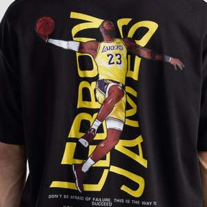 Camiseta Deportiva Extra Grande Lebron Legacy, Impresión 3D, Jersey de Peso Pesado, 100% Algodón, Tela de 260 g/m², Color Negro - Product Image 3