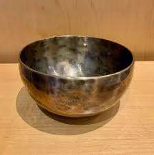 Bol sonore bol chantant en métal artisanat martelé à la main Chakra guérison bol de méditation polyvalent d'Inde - Product Image 3