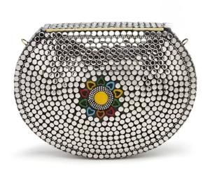 Bolso de mano de metal para mujer a precio de fábrica al por mayor con diseño decorativo adornado con diamantes de imitación para bolso de mano de mujer - Product Image 2