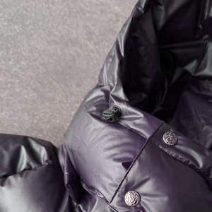 Chaqueta de Invierno con Capucha para Hombre, Personalizada, Cortavientos, con Cierre, Termocrómica, que Cambia de Color con el Calor - Product Image 6