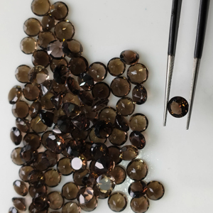 Cuarzo Ahumado Natural de 6MM, Corte Brillante Redondo, Gema Suelta de la Mejor Calidad para la Fabricación de Joyas - Product Image 1
