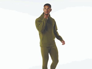 Survêtement pour hommes de qualité imprimé sur mesure dernier modèle disponible en différentes couleurs unies écologiques et tailles personnalisées - Product Image 2