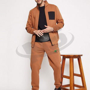 Conjunto de chándal transpirable personalizado con cierre de cordón para hombre, chándal de entrenamiento de lana sólida informal de poliéster/algodón OEM - Product Image 2