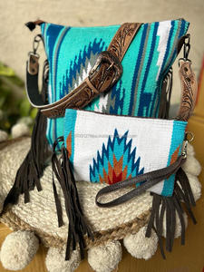 Bolso de mano de cuero con herramientas azteca de estilo tradicional occidental para mujer, bolso de hombro colorido y muñequera, Conjunto Combinado único - Product Image 3