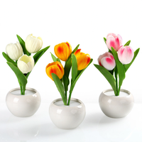Lámpara de Noche Creativa con Base de Cerámica, Luz Cálida Rosa y Amarilla, Estilo Nórdico, Alimentación USB, Iluminación Suave, Diseño de Tulipán, para Dormitorio y Estudio