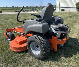 เครื่องตัดหญ้า Husqvarna M-ZT 61 แบบ Zero-Turn สำหรับใช้ในบ้าน - Product Image 1