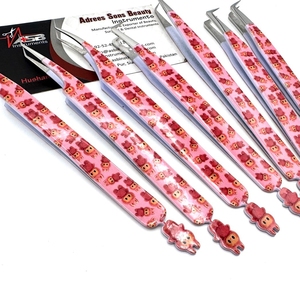 Muñeca Labubu rosa, pinzas de extensión de pestañas de acero inoxidable de alta calidad, pinzas de punta sin fibra puntiagudas sostenibles, estampado Labubu - Product Image 5