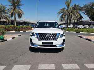 Nissan Patrol LE Platinum V8 SUV Usado con Título Limpio - Product Image 5