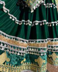 Afghan kuchi TRIBAL ชุดเจ้าสาววินเทจซักได้สำหรับผู้หญิงมีกระดุมตกแต่งยาวถึงเข่ารายละเอียด - Product Image 3