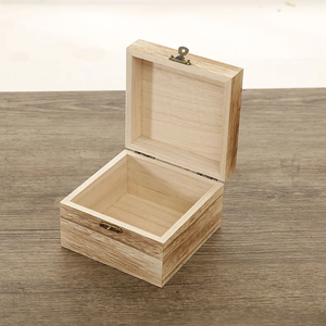 Caja de almacenamiento de madera artesanal, vitrina multiusos hecha a mano, Colección minorista y personal, hecha a mano en Vietnam - Product Image 4