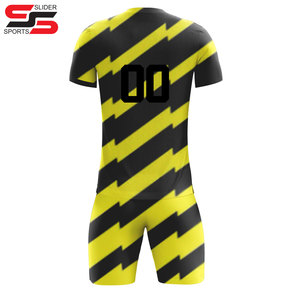Uniformes de football unisexes de haute qualité Service OEM personnalisé Nouveau design Vêtements de rue pour adultes Haut de football à sublimation de haute qualité - Product Image 5