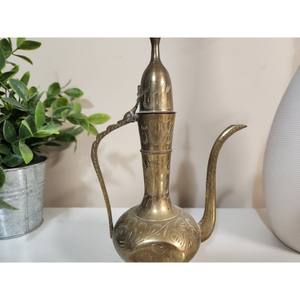 Jarra de agua de metal de latón pulido dorado para comedor de mesa de cocina con mango, jarra de agua recta para mesa de hogar - Product Image 5