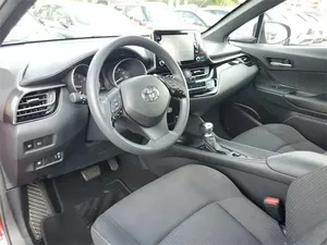 Toyota C-HR XLE 2019 Usado a Precio Accesible - Product Image 2