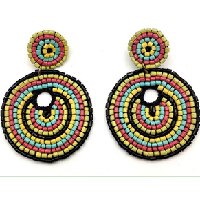 Boucles d'oreilles pendantes dorées de luxe, élégantes, avec broderie perlée, fabrication artisanale de haute qualité et charme fantaisie - Product Image 6