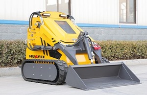 Mini Tractor HUAYEE Amarillo con Transmisión por Engranajes, Equipo Multifuncional para Jardín - Product Image 5