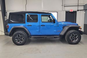 Wrangler Rubicon 4x4 2023, Motor Turbodiésel V6 de 3.0 Litros, 4WD, Color Azul Perla Hidrográfico, Mayormente sin Modificaciones - Product Image 3