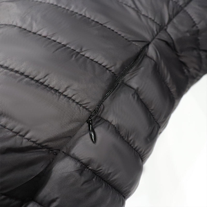 Chaqueta acolchada de invierno larga personalizada para hombre, chaqueta acolchada impermeable con cuello levantado y estilo a la moda al por mayor - Product Image 4