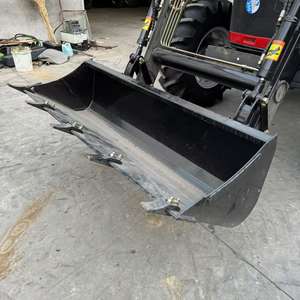 Tracteur à roues Massey Ferguson MF1204 d'occasion en parfait état, 4x4, moteur 140 CV, vente en gros, offre spéciale - Product Image 4