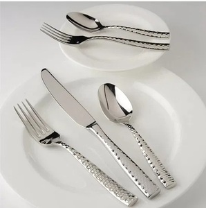 Juego de cubiertos único de 4 piezas de cubiertos de acero inoxidable de color cobre metálico para comedor y restaurantes, tenedor, cuchillo y cuchara, cubiertos - Product Image 6