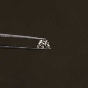 1.5 Carat Trapezoid Cut Lab Grown Diamond CVD EF Color Certified Loose Stone for Exquisite Jewelry - Product Image 4