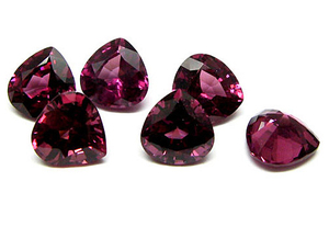 เบาะเหลี่ยมเพชรพลอยคุณภาพสูงแบบตัดรูปหัวใจโกเมนสีแดงธรรมชาติ - Product Image 4