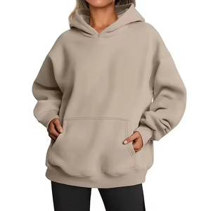 Sweat-shirt de sport pour femme personnalisé, en velours argenté de qualité supérieure, ample, tendance, avec logo imprimé personnalisable - Product Image 3