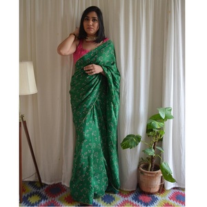 Ropa de fiesta exclusiva de diseñador indio, seda suave pesada Digital con estampado Floral, hermoso Color verde, borde de Saree - Product Image 4