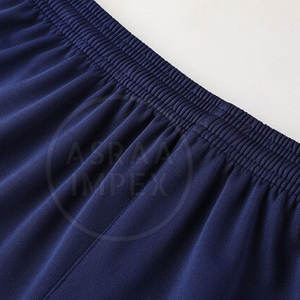 2025 uniforme de football de haute qualité en 100% polyester maillot uniforme de football personnalisé pour hommes vente en ligne - Product Image 4