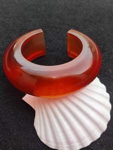 กำไลยางเรซินสีรุ้งสำหรับงานปาร์ตี้อินเดียเรซินแฮนด์เมดดีไซน์เนอร์สีสันไม่เหมือนใคร - Product Image 4