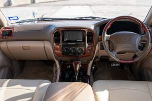 Offre à prix réduit Toyota Land Cruiser VX Limited 1998 Livraison rapide - Product Image 5