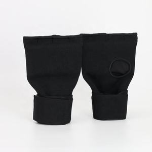 Gants de boxe intérieurs professionnels 2026 en tissu tissé noir avec rembourrage en gel et longue sangle de poignet, accessoires de boxe - Product Image 2