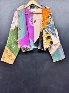 Veste courte matelassée Kantha réversible vintage, patchwork, faite à la main, écologique, nylon/coton, col roulé, boutonnée devant, automne, pour femme - Product Image 5
