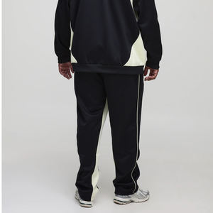 ชุดวอร์มผู้ชายดีไซน์คัลเลอร์บล็อก ผลิตจากวัสดุระบายอากาศดีไซน์ทันสมัย พร้อมกางเกงดีไซน์เก๋ สำหรับผู้ซื้อขายส่งจำนวนมาก เหมาะสำหรับสวมใส่ลำลอง - Product Image 6