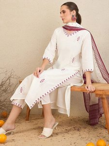 Top y pantalón de trabajo de secuencia bordada pesada de algodón para fiesta de boda de diseñador indio con impresión Digital Chanderi Dupatta - Product Image 4