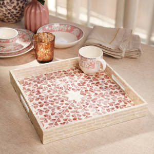 ARTWORK MAESTREO - Plateau carré en nacre fabriqué par des artisans expérimentés en Inde - plateau de luxe - plateau fait main - Product Image 3