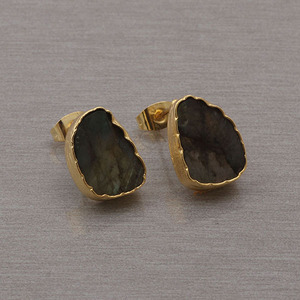 Pendiente de latón con piedras preciosas de labradorita, chapado en oro, piedra natal de moda, ajuste de flor, pendiente de tuerca bohemio genuino, moda personalizada - Product Image 4