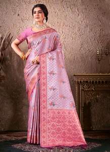 Saree en soie Georgette imprimé floral avec bordure en dentelle par Fab Zone - Product Image 3