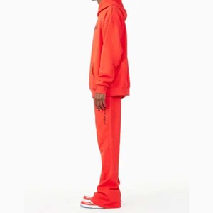 Venta al por mayor personalizado Unisex Stacked Joggers pantalones acampanados y Sudadera con capucha Hombres Conjunto de dos piezas Chándal - Product Image 4