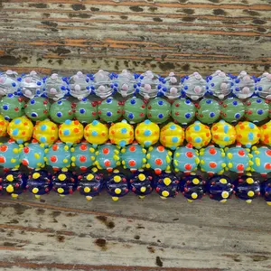 Perles de verre rondes de travail de lampe de Murano de couleurs mélangées pour la fabrication de bijoux - Product Image 1