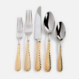 Juego de cubiertos de acero inoxidable de 5 piezas con mango dorado en tono plateado, vajilla duradera de alta calidad con diseño americano moderno - Product Image 1