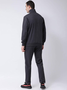 ชุดวอร์มคุณภาพสูงสำหรับผู้ชาย ดีไซน์และสไตล์ ชุดกีฬาแบบกำหนดเอง ชุดวอร์มผู้ชายขายดี พร้อม Ako - Product Image 4